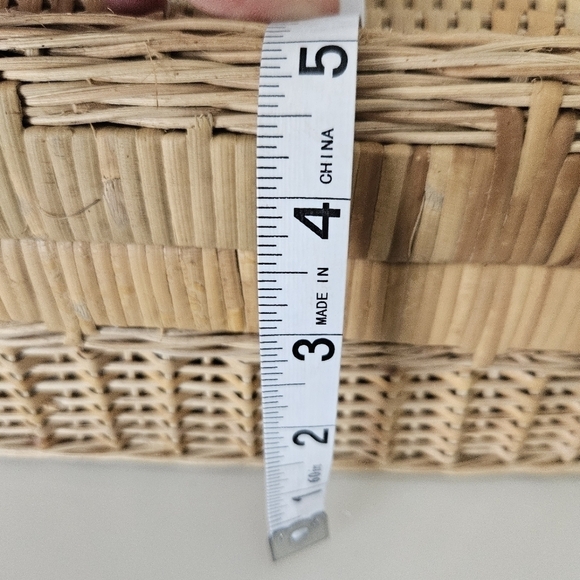 Vintage "Out to Lunch" Wicker Picnic Basket - Picture 10 of 10